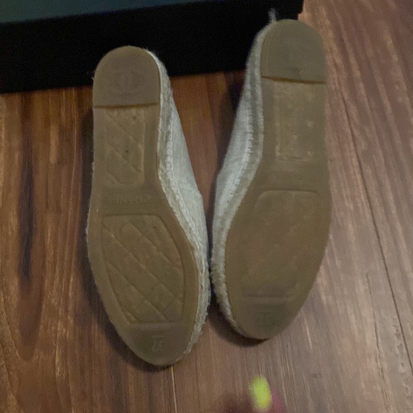 COPY - Chanel linen esperdrille gently worn - Picture 4 of 5